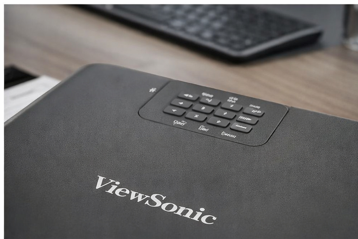 Проектор ViewSonic LX700-4K RGB